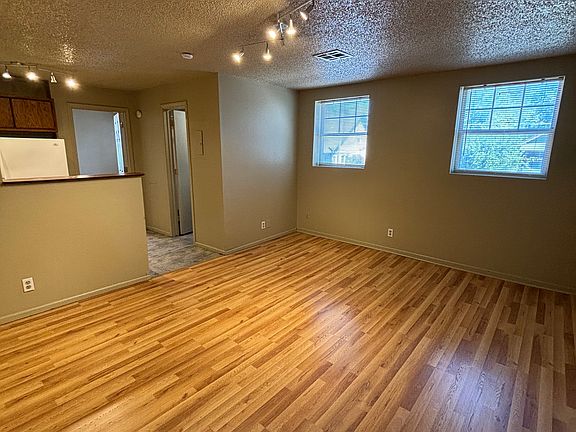 2nd image of 215 W Fairview St #204