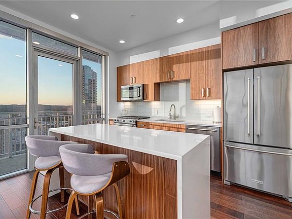 5th image of 222 West Ave Unit 2002