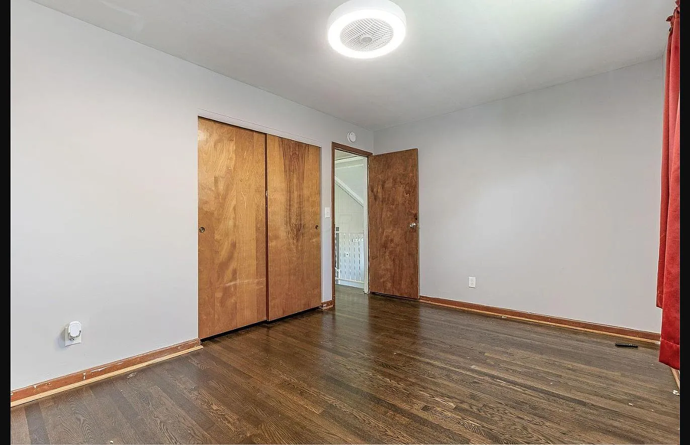 3 bed, 1438 sqft, $2,350 — Photo 4