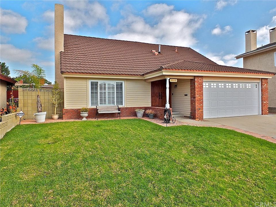 1st image of 1113 Oakfair Ln