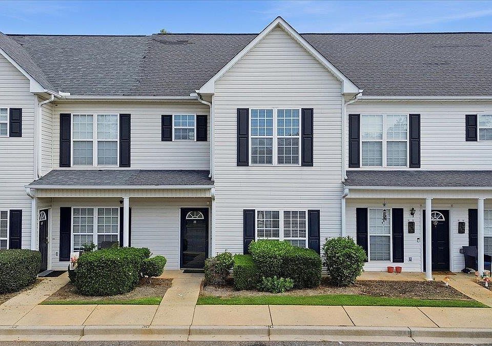 1st image of 30 Ridgestone Cir