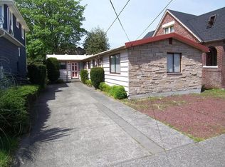 2545 57th Ave SW, Seattle, WA 98116