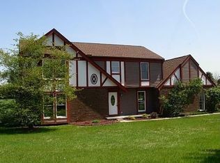 2988 Robal Ct, Saline, MI 48176