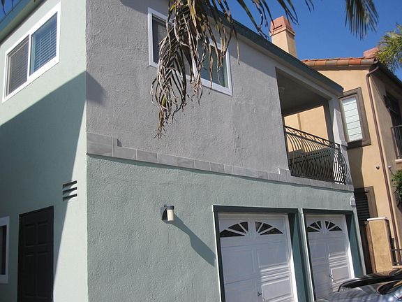 3rd image of 215 Covina Ave APT 3