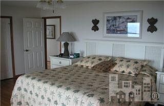 5th image of 450 N Fort Fisher