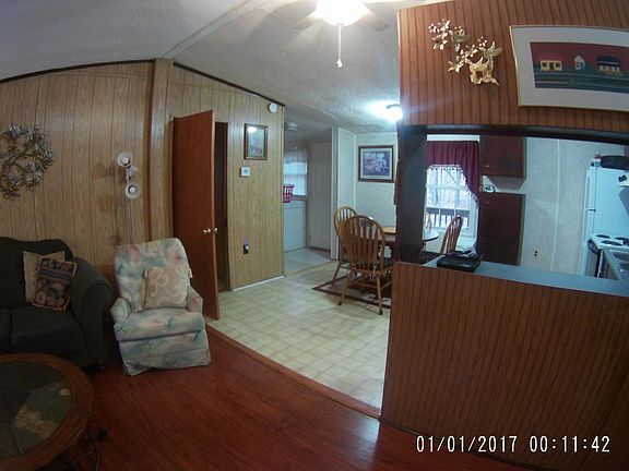 3rd image of 5185 Oak Springs Dr