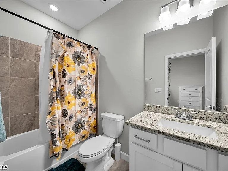 13846 Pine Lodge Ln — Photo 24