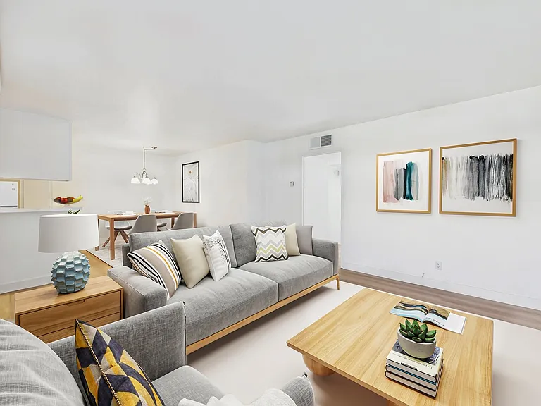 La Cresta Apartments — Photo 22