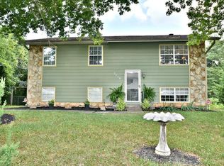 2616 Moccasin Ln, Knoxville, TN 37921