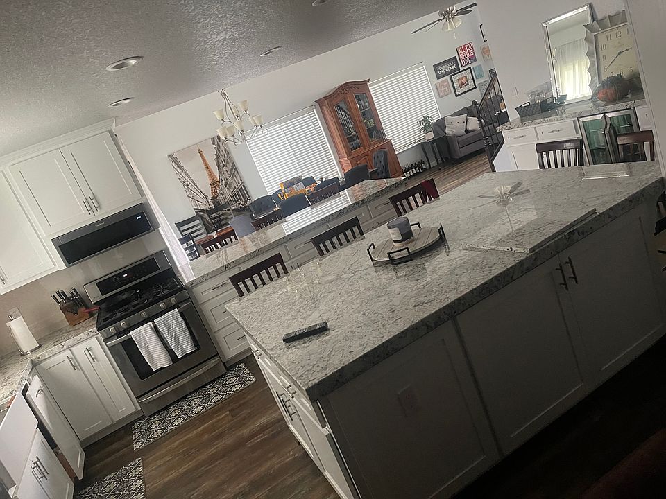 1st image of 5587 Pierce Ln
