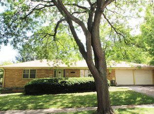 N56W6685 Center St, Cedarburg, WI 53012