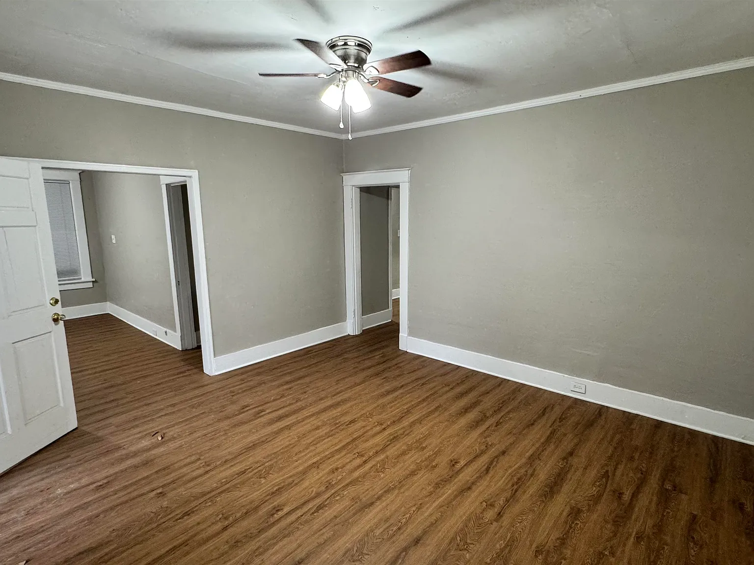 4 bed, 2.0 bath, 1719 sqft, $1,495 — Photo 2