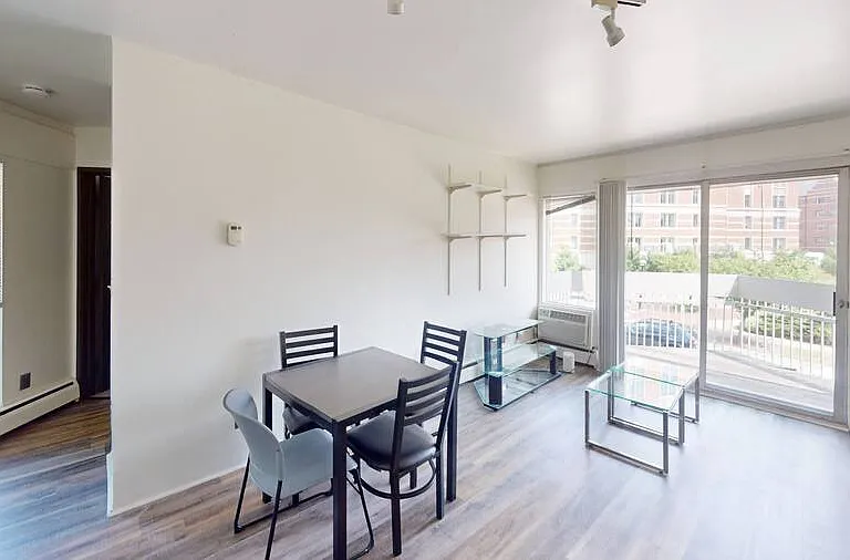 406 Packard St #406-208 — Photo 5