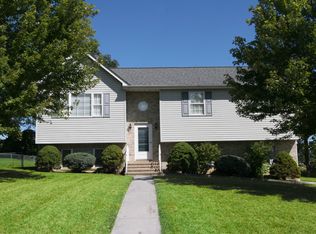 256 Creekside Way, Front Royal, VA 22630