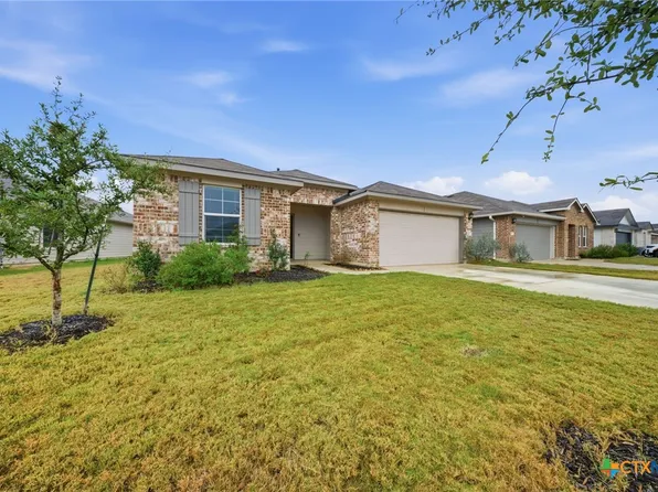 323 Elephants Ear Dr, New Braunfels, TX 78130