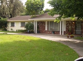 3508 Moores Lake Rd, Dover, FL 33527