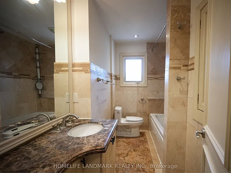 138 Newton Dr — Photo 18