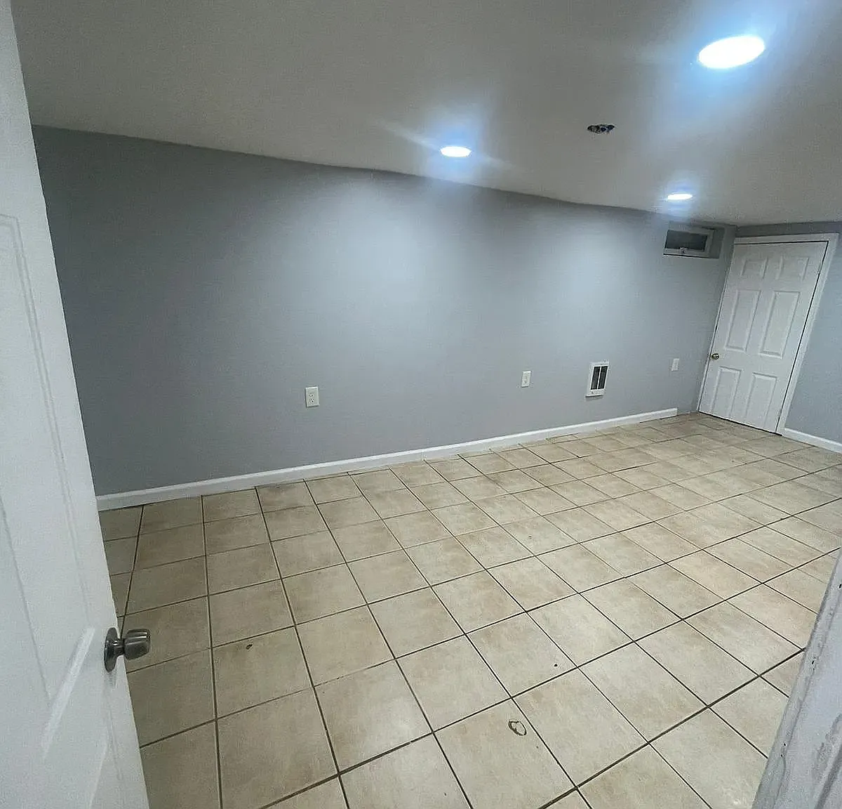 1 bed, 650 sqft, $1,100 — Photo 2