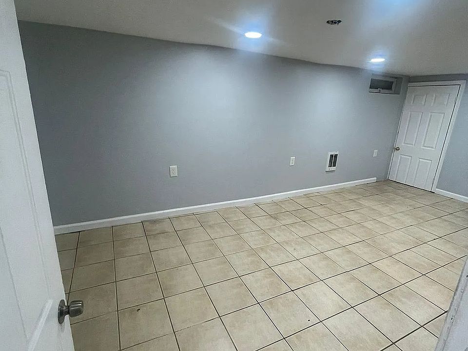 2nd image of 697 Summer Ave Floor Basement