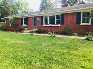 2061 Williamsburg Rd, Lexington, KY 40504