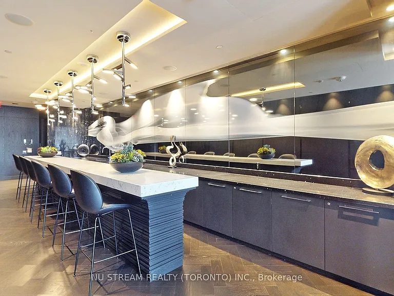 87 Peter St #2202 — Photo 14