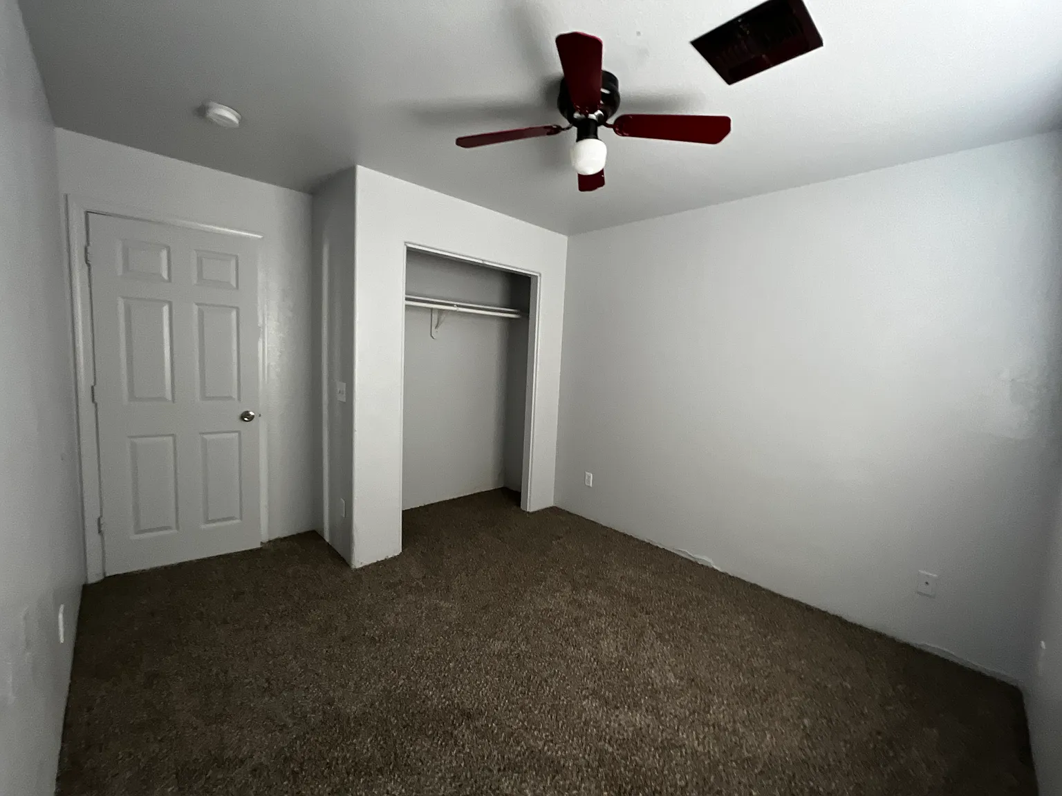3316 W Jackson St — Photo 4