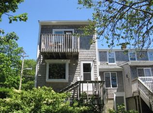 443 Wolcott Ave, Middletown, RI 02842