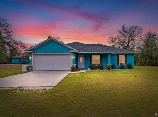1322 W Caracas Ln, Lecanto, FL 34461