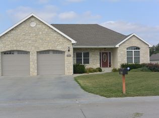 9117 Tonya Ter, Manhattan, KS 66502