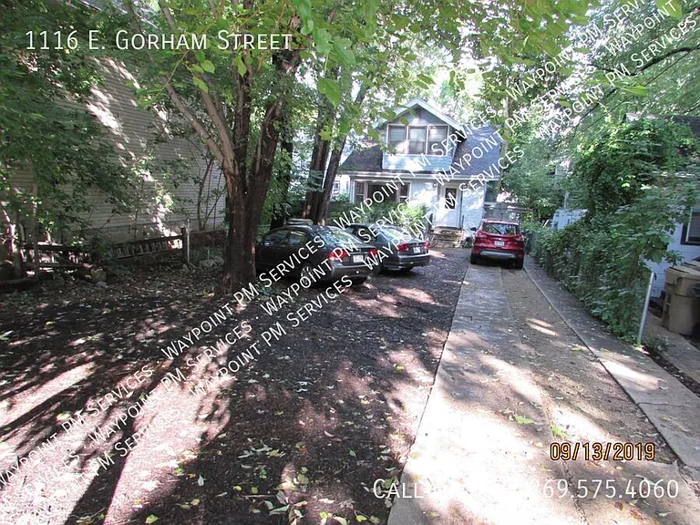 1116 E Gorham St — Photo 15