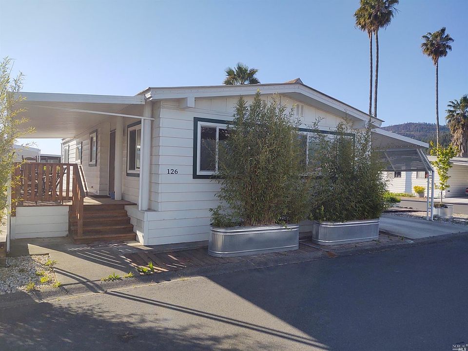 1st image of 126 Heather Ln