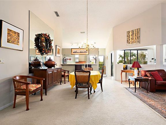 4th image of 5278 Heron Way #202-1