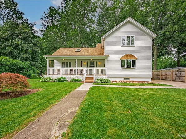 243 Washington St, Wilson, NY 14172