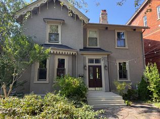 306 Seaton St, Toronto, ON M5A 2T7