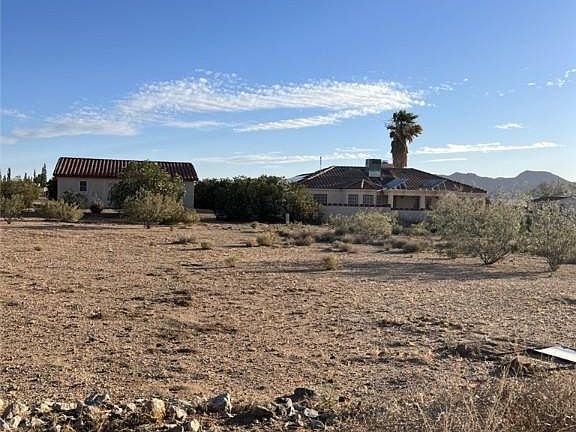 5th image of 7802 E Oxbow Dr