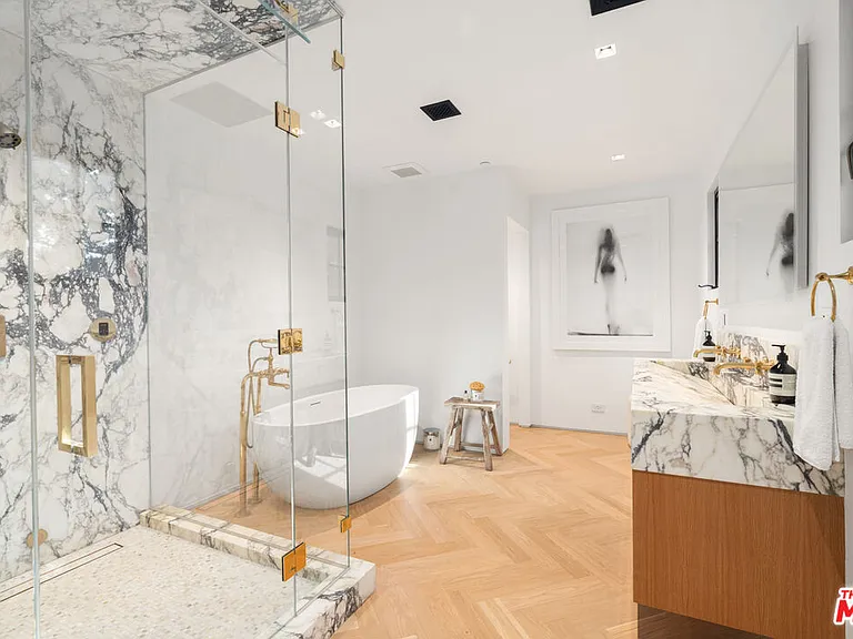 719 San Lorenzo St — Photo 11