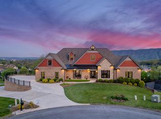 1084 Wellington Blvd, Kingsport, TN 37660