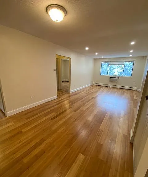 12 Cameron Ave #2 — Photo 1