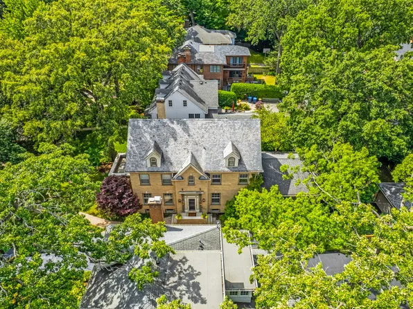 836 Chestnut Ave, Wilmette, IL 60091