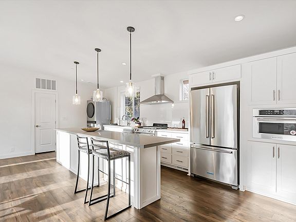 5th image of 24755 Prospect Ave #A