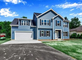 5727 Dunnigan Rd, Lockport, NY 14094