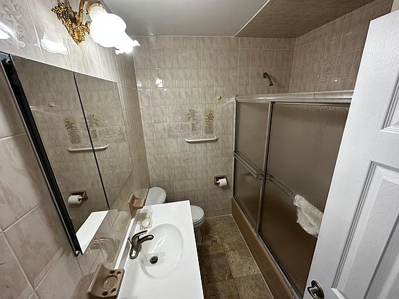 4th image of 7150 71st Street # Fl 2nd