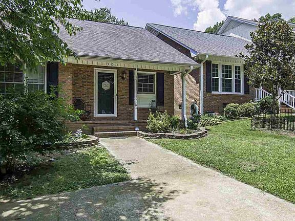 2nd image of 303 Sunridge Dr
