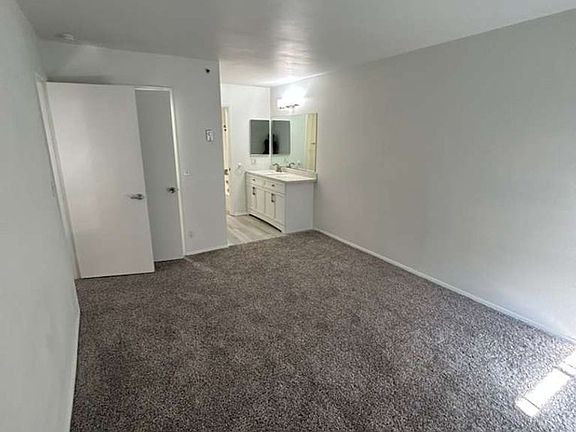 3rd image of 7502 Parkway Dr Unit 206