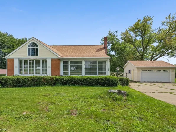 1025 S 12th St, Sebring, OH 44672