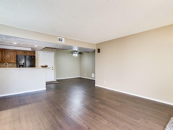 4th image of 540 N May St #2050