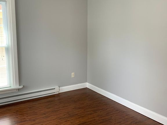 4th image of 191 Caroline St APT 2