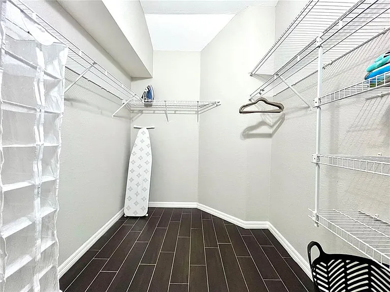 1268 W Hillsborough Blvd — Photo 16