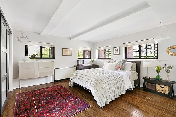 Sold by Compass | media 19