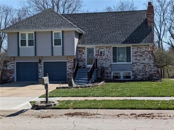 905 NE 80th Ter, Kansas City, MO 64118